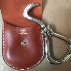 Hermes Horseshoe Pick